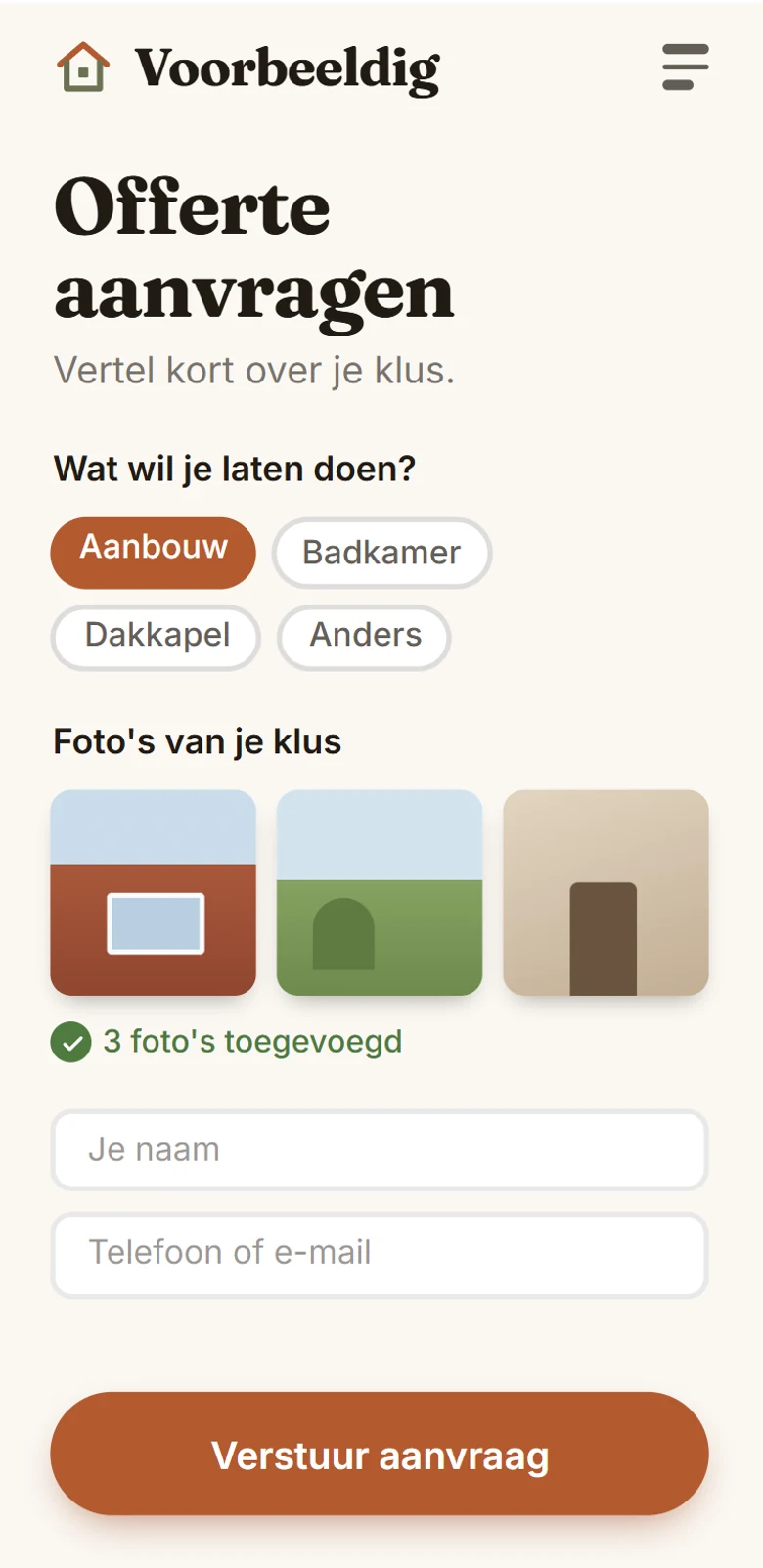 Voorbeeldontwerp: het offerteformulier van het fictieve Voorbeeldig op een telefoon